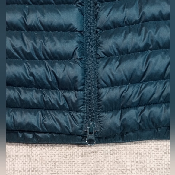 Duluth Trading Company Size XS The Down Green Long Jacket With Quantum Elemental - Picture 5 of 7